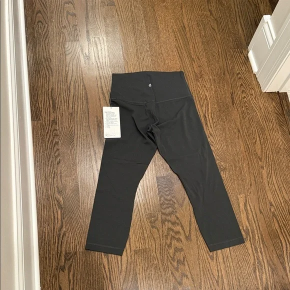 NWT women’s Align 21” legging - Picture 1 of 4